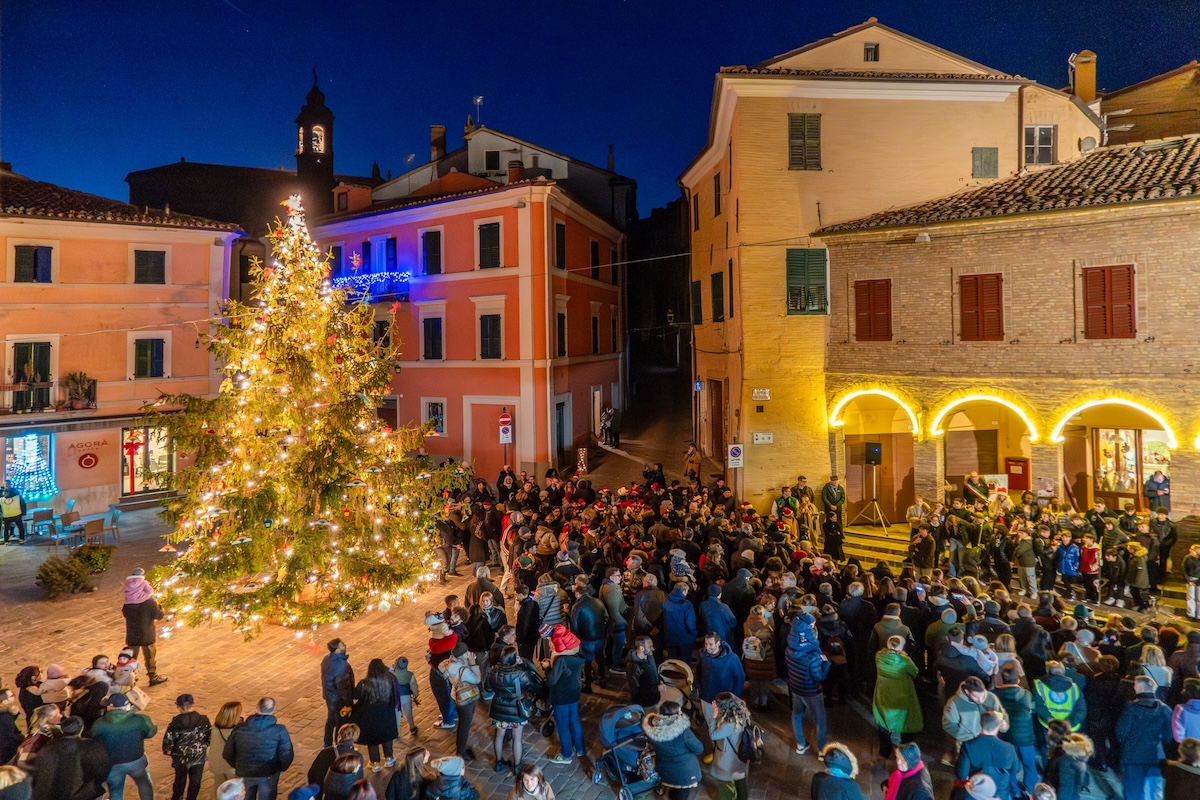 Marcia della Pace e Accensione dell'Albero