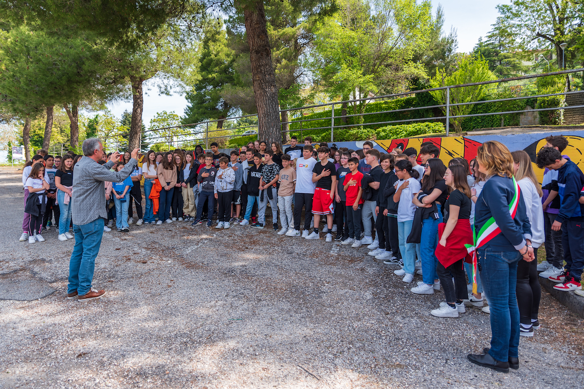 Serra De Conti Inaugurazione Del Murale In Via Fonte