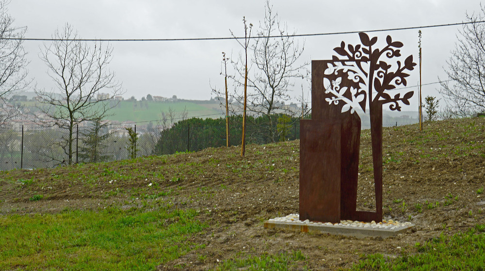 Il monumento Bosco della Pace